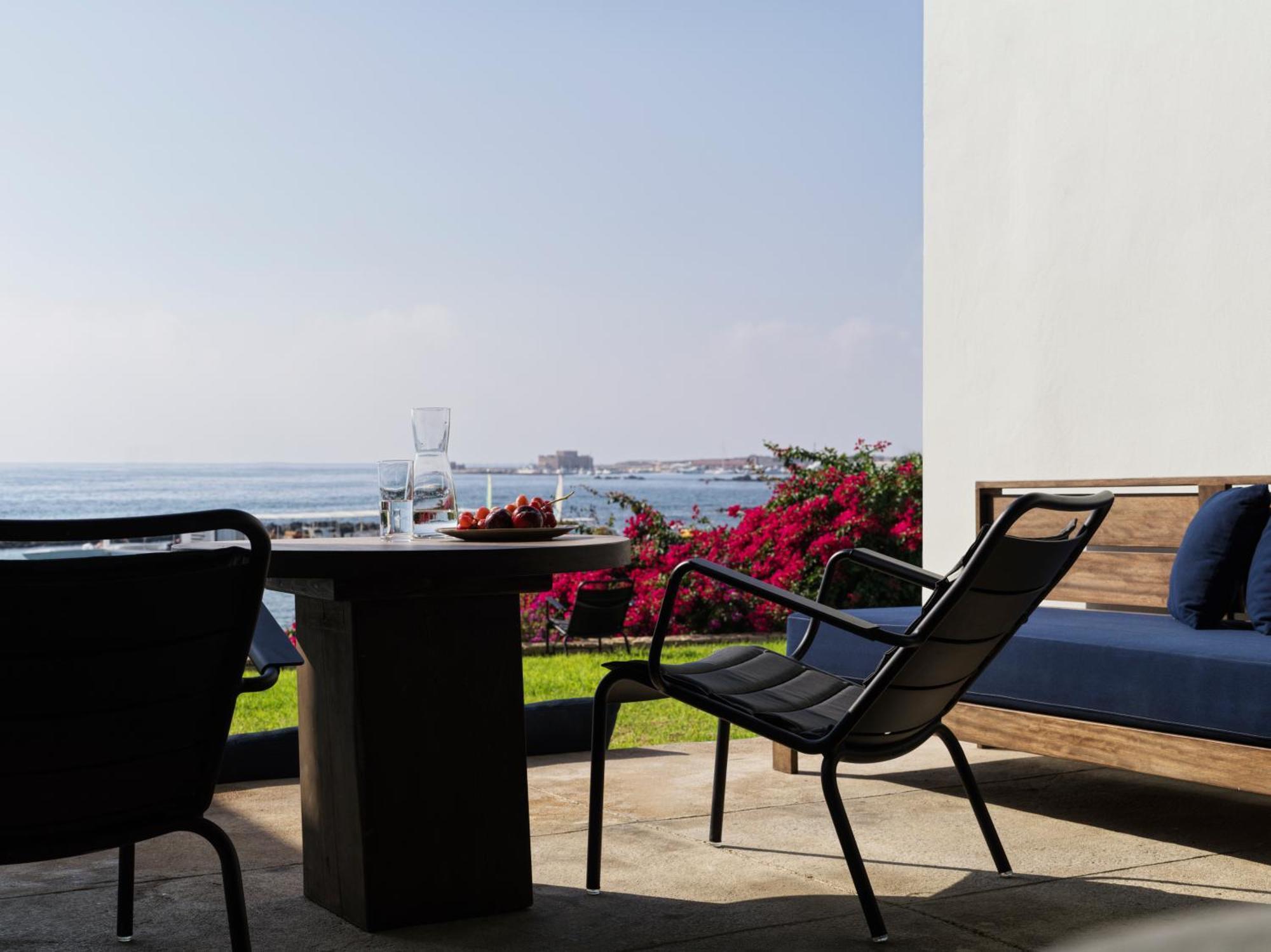 Almyra Hotel Pafos Quarto foto View from the hotel