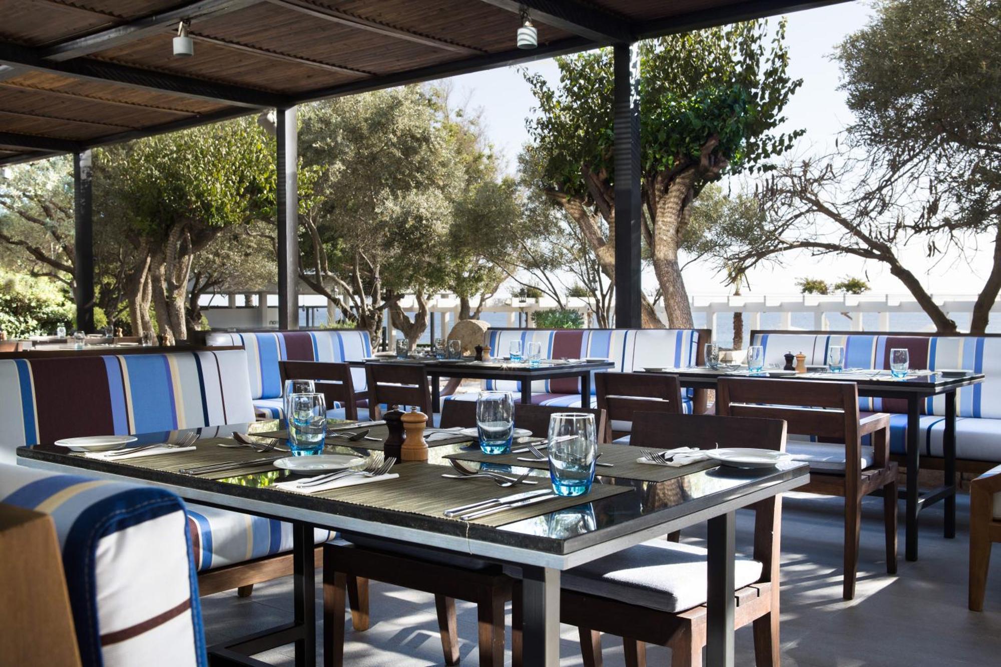 Almyra Hotel Pafos Exterior foto