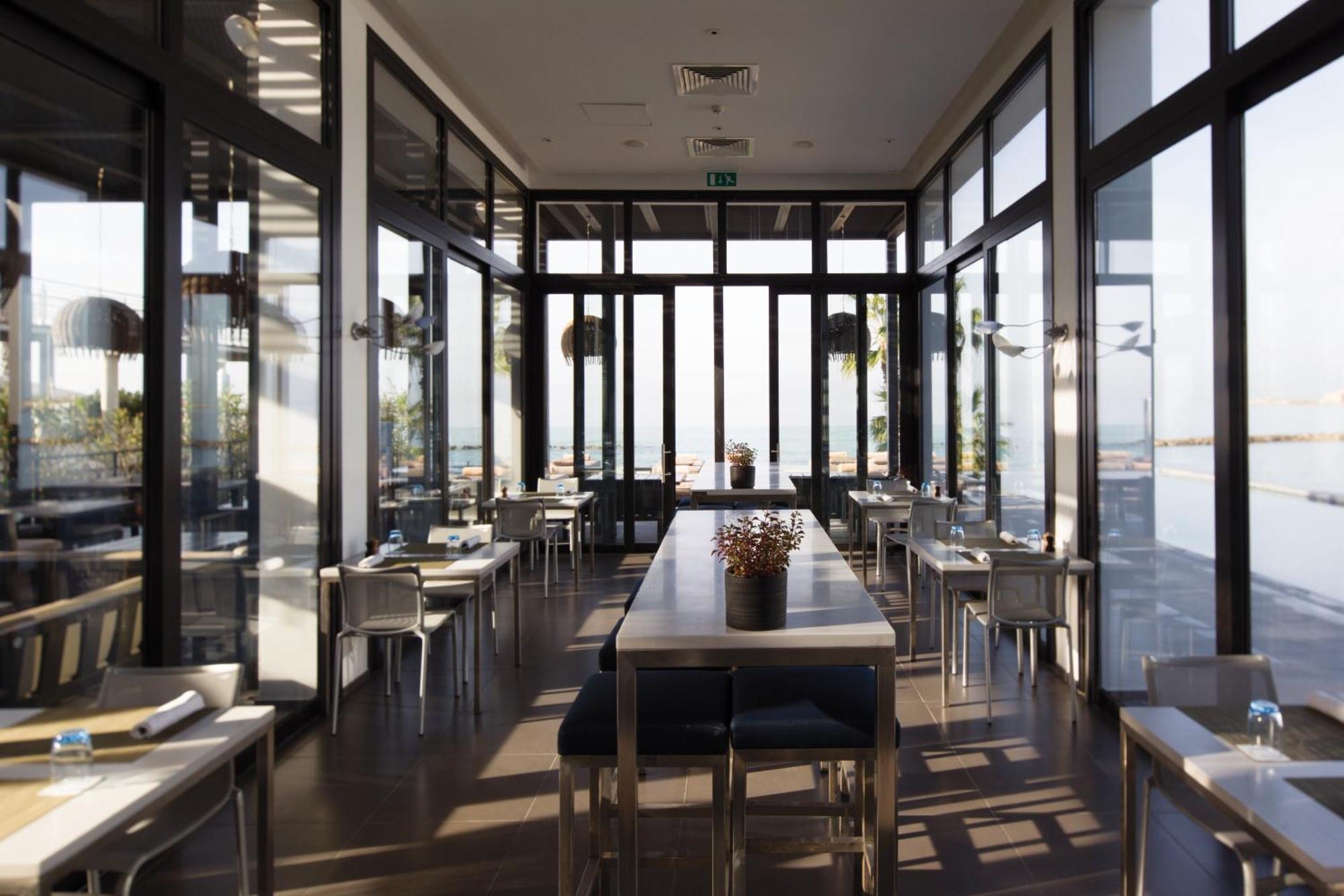 Almyra Hotel Pafos Exterior foto